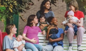 早报｜马斯克：未来手机将没有App/鸿蒙智行成交均价超越BBA/美团骑手「屏蔽恶意顾客」上线