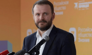 俄罗斯国内建议迁都，搬到中国旁边，普京亲信回应：担心国家会分裂