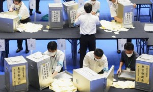 借口俄乌冲突话题，高市早苗放话要打持久战？不排除引进核潜艇，尽可能提升威慑力！