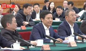 极目政情|民营企业座谈会召开，马云、马化腾现身，任正非、王兴兴、雷军等现场发言